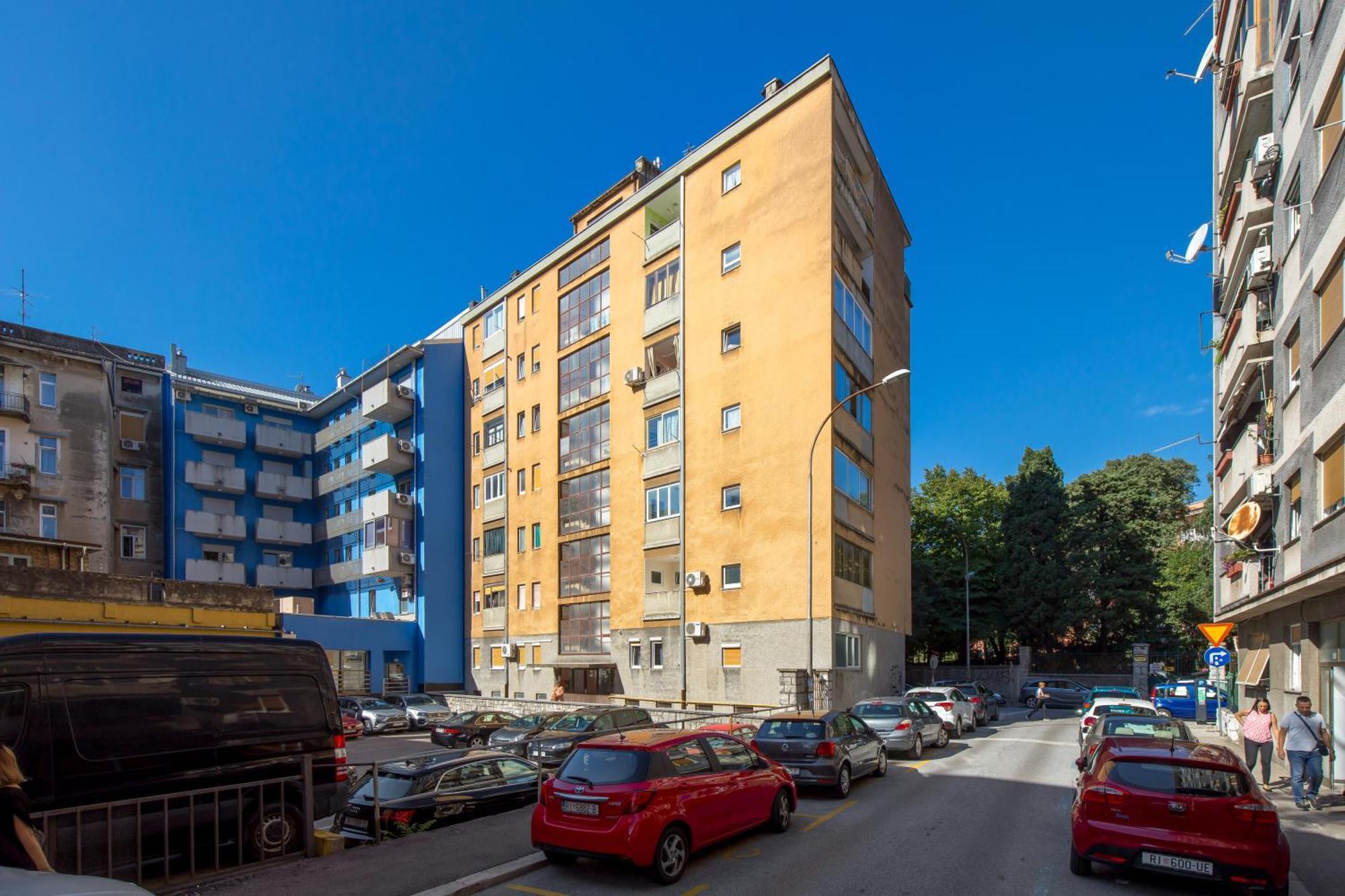 Apartment City Flower Rijeka Exteriör bild
